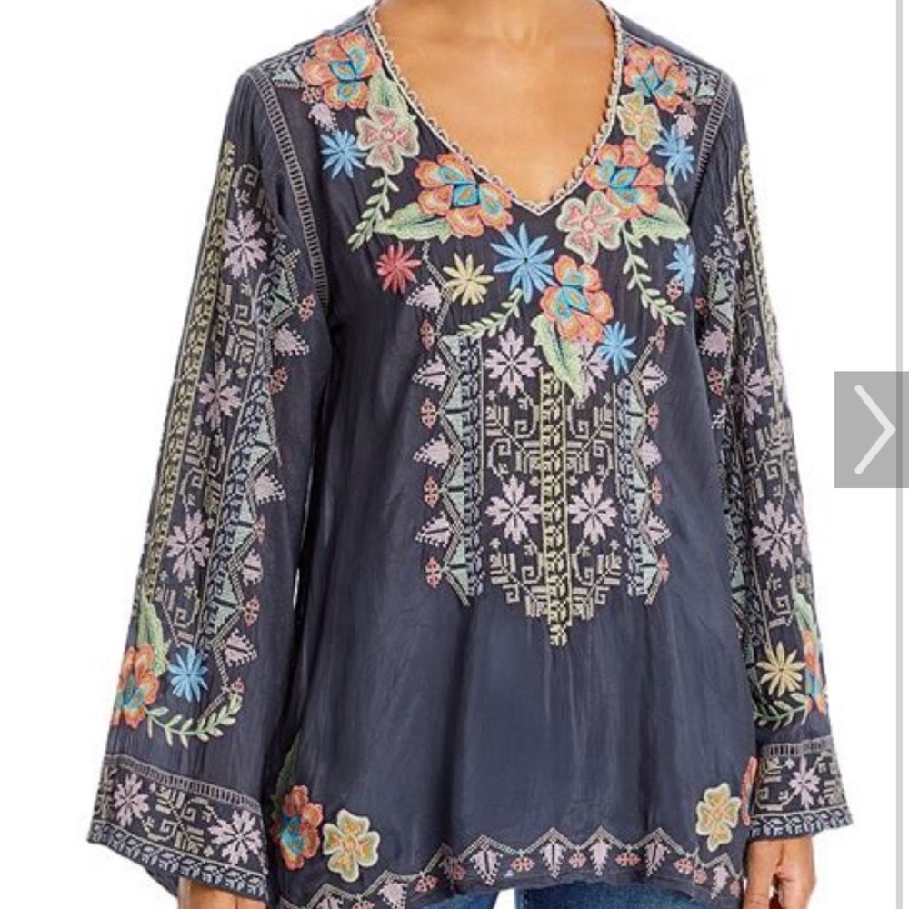 Johnny Was Dark Gray Riveda Embroidered Blouse Size XS w/tags